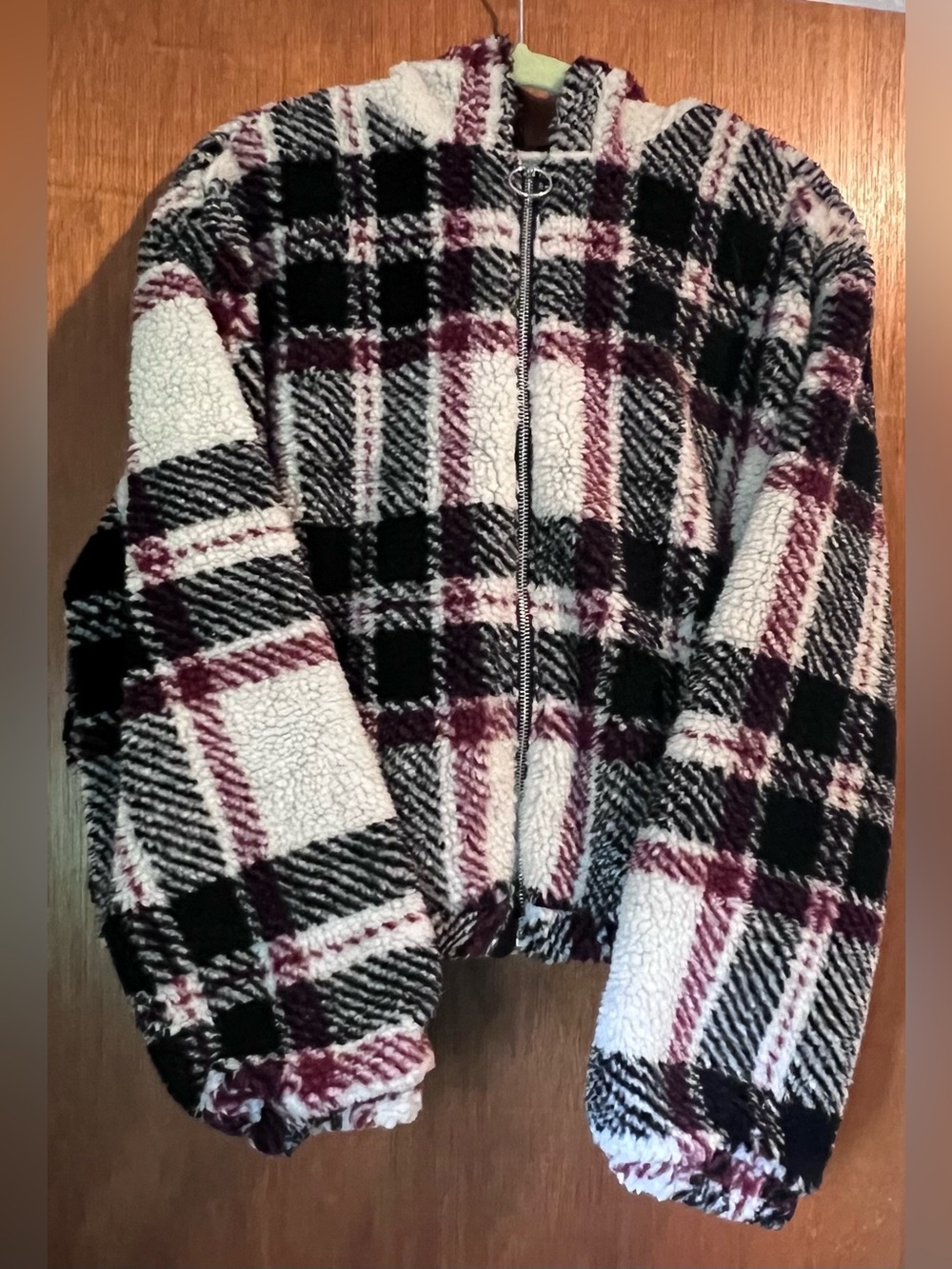 Thread & Supply Women’s Plaid Zip-Up Teddy Jacket in Black, White & Burgundy NWT